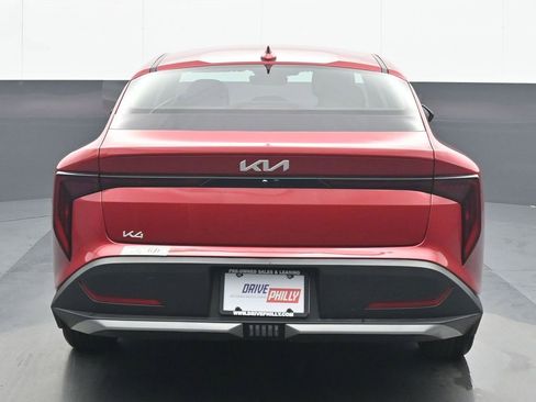 Used 2025 Kia K4 LXS image 5
