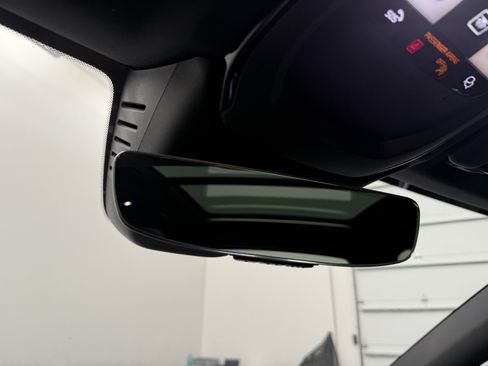 Certified 2024 Volvo XC60 B5 Plus AWD/4WD image 21