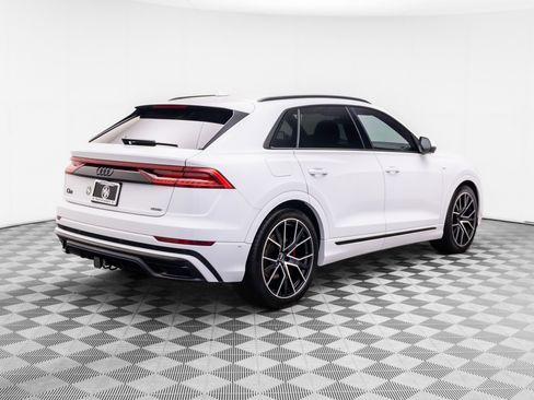 Used 2022 Audi Q8 Prestige w/ Prestige Package AWD/4WD image 5