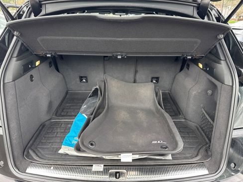 Used 2017 Audi Q5 2.0T Premium Plus w/ Technology Package image 5