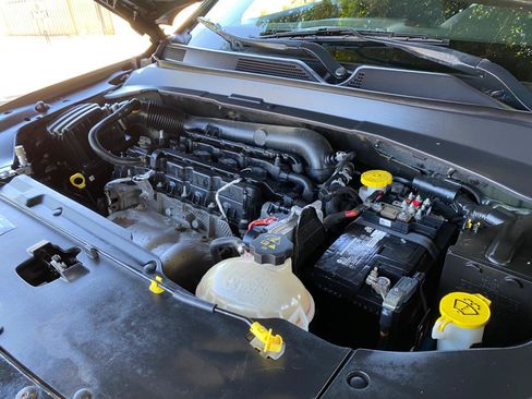 Used 2018 Jeep Compass Sport AWD/4WD image 12