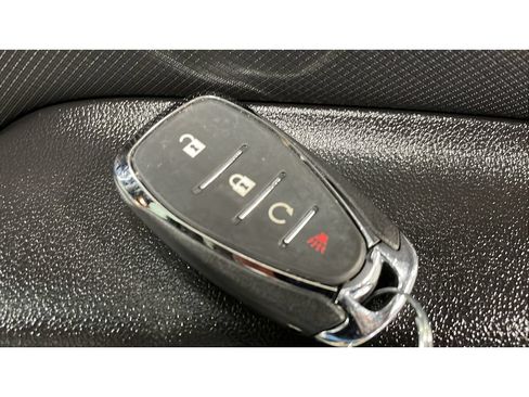 Used 2023 Chevrolet TrailBlazer RS w/ Convenience Package AWD/4WD image 19