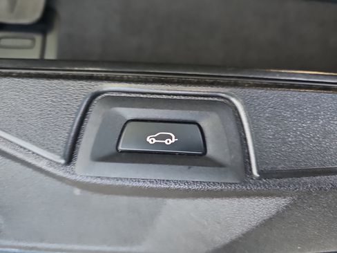 Used 2022 BMW X5 sDrive40i w/ Premium Package image 13