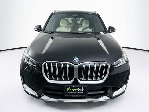 Used 2025 BMW X1 xDrive28i AWD/4WD image 2