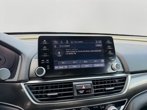 Used 2022 Honda Accord Sport image 18
