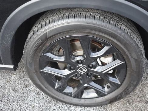 Used 2025 Honda HR-V Sport image 11