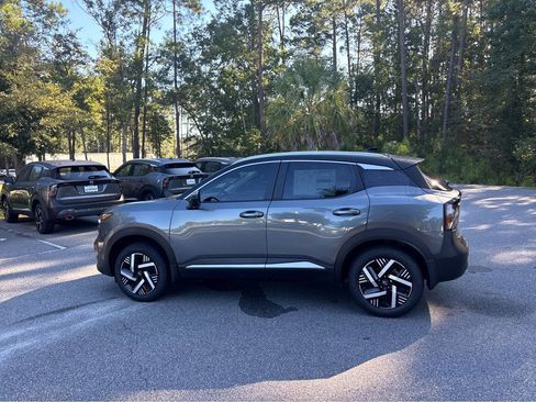 New 2025 Nissan Kicks SV w/ SV Premium Package FWD image 25