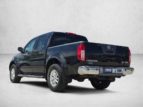 Used 2015 Nissan Frontier SV w/ SV Value Truck Package AWD/4WD image 5
