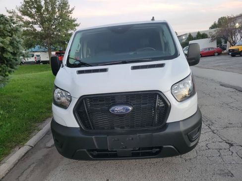 Used 2023 Ford Transit 150 Low Roof AWD image 9