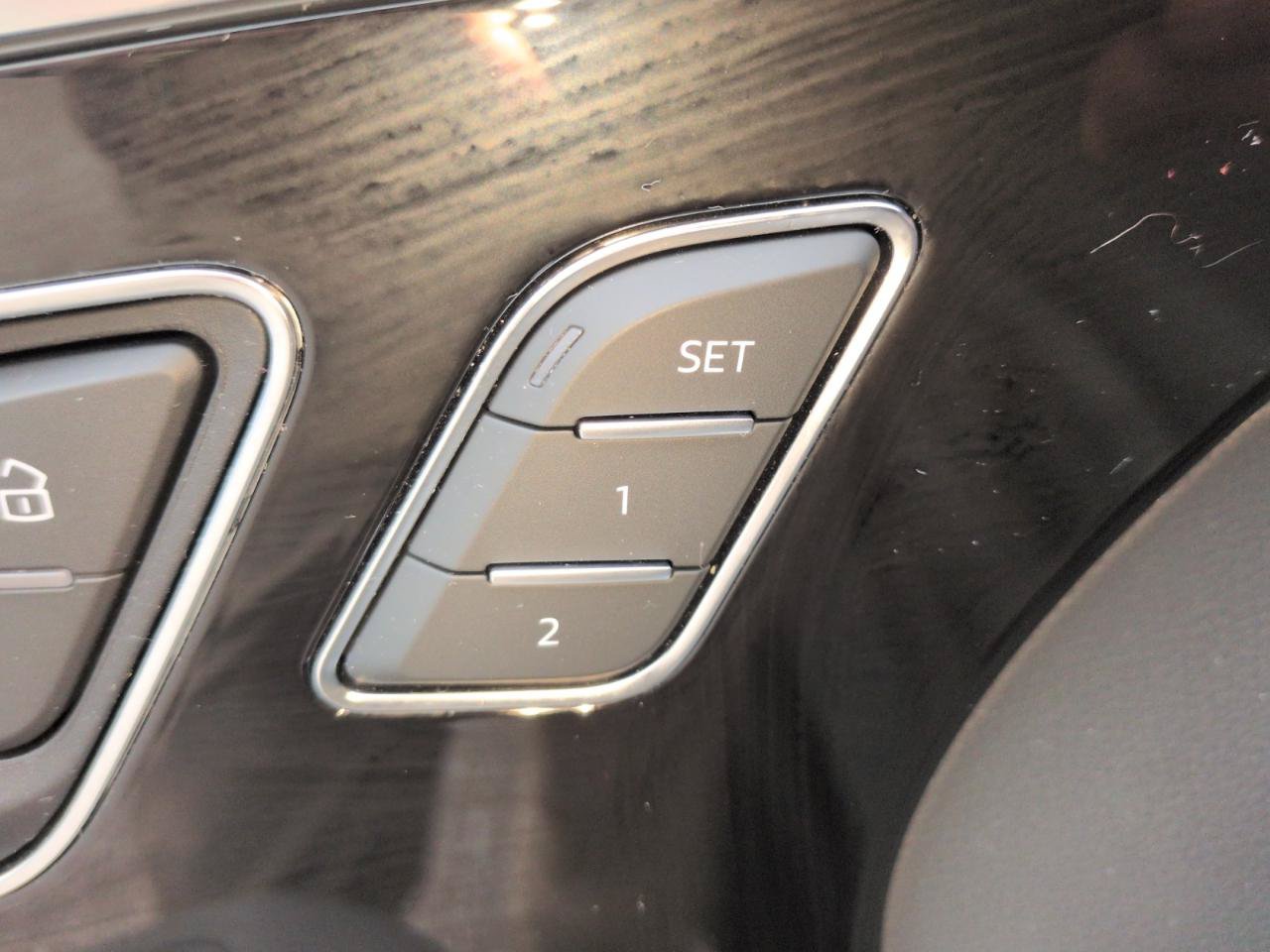 Used 2018 Audi Q7 3.0T Premium Plus AWD/4WD image 11