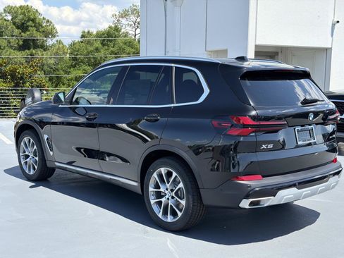 New 2026 BMW X5 sDrive40i w/ Premium Package RWD image 5