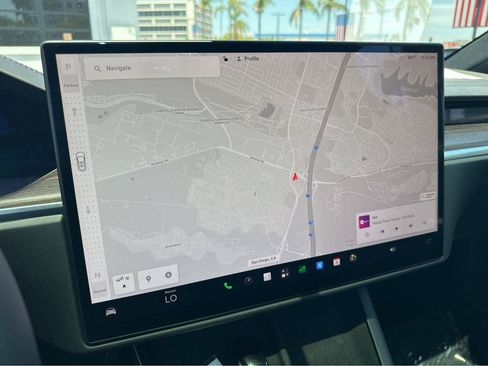 Used 2022 Tesla Model X AWD/4WD image 5
