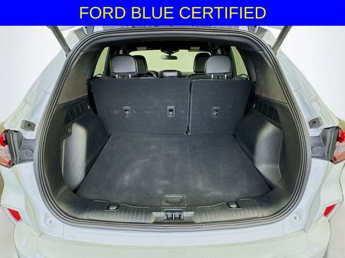 Certified 2023 Ford Escape ST-Line Select AWD/4WD image 27