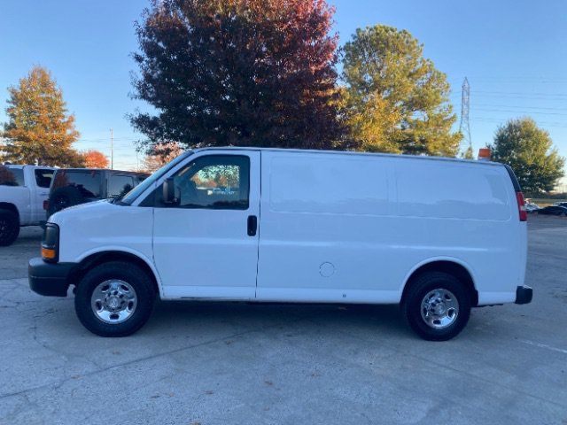 Used 2015 Chevrolet Express 2500 RWD image 2