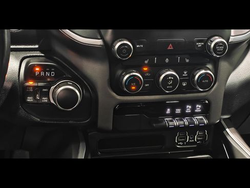 Used 2020 RAM 1500 Big Horn AWD/4WD image 9