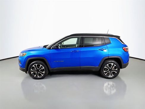 Used 2023 Jeep Compass Limited AWD/4WD image 8