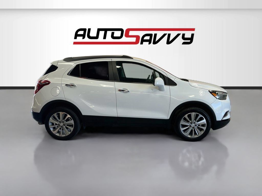 Used 2020 Buick Encore Preferred AWD/4WD image 8