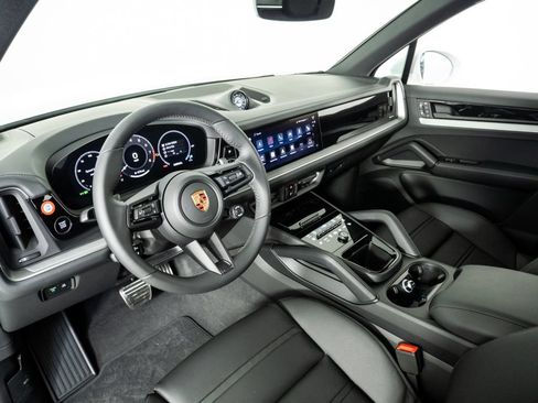 New 2026 Porsche Cayenne S AWD/4WD image 4