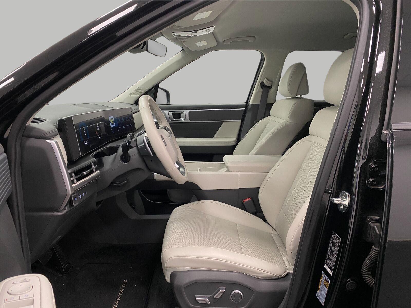 Used 2024 Hyundai Santa Fe SEL AWD/4WD image 30