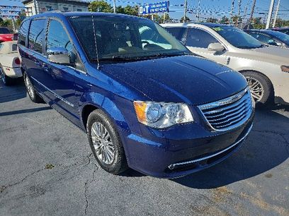 Used 2013 Chrysler Town & Country Touring-L w/ Entertainment Group #2