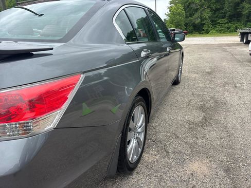 Used 2011 Honda Accord EX image 7