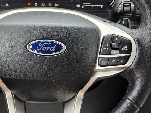 Used 2021 Ford Explorer Limited w/ Equipment Group 301A image 16