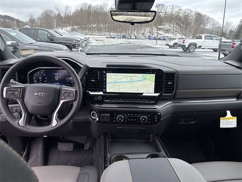 New 2026 Chevrolet Silverado 2500 ZR2 image 21