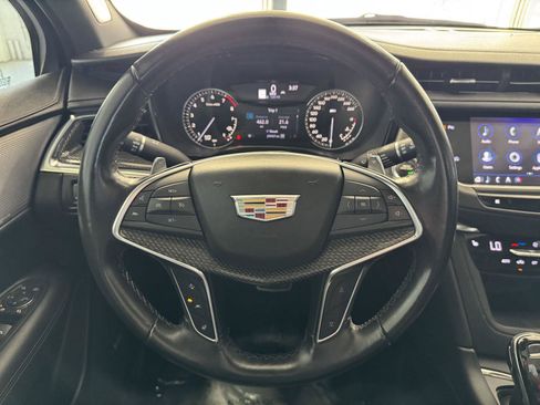 Used 2020 Cadillac XT5 Sportv AWD/4WD image 19
