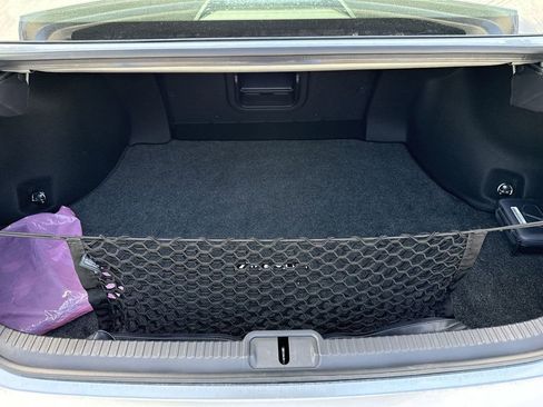 Used 2025 Lexus ES 350 w/ Premium Package FWD image 13