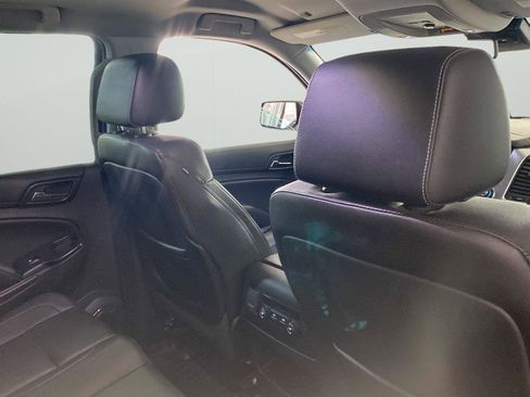 Used 2015 Chevrolet Suburban LT AWD/4WD image 35