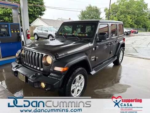 Used 2019 Jeep Wrangler Unlimited Sport S AWD/4WD image 1