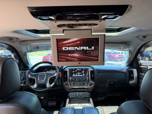 Used 2015 GMC Sierra 2500 Denali AWD/4WD image 16