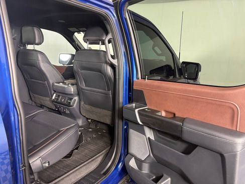 Certified 2022 Ford F150 Lariat w/ Equipment Group 502A High image 33