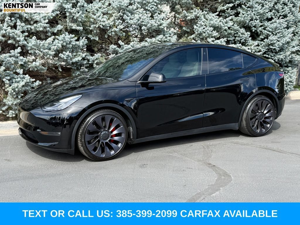 Used 2022 Tesla Model Y Performance AWD/4WD image 1