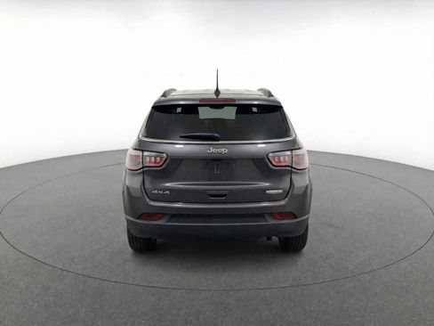 Used 2019 Jeep Compass Latitude image 7