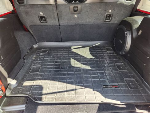 Used 2021 Jeep Wrangler Unlimited Rubicon w/ Xtreme Recon 35" Tire Package AWD/4WD image 35