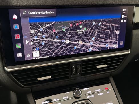 Certified 2023 Porsche Cayenne Coupe AWD/4WD image 23