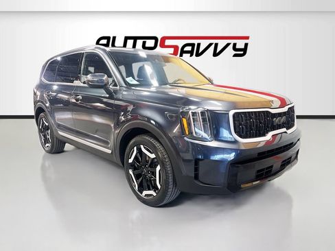 Used 2023 Kia Telluride EX AWD/4WD image 1