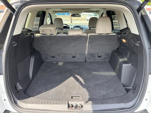 Used 2018 Ford Escape Titanium w/ Ford Safe & Smart Package AWD/4WD image 20