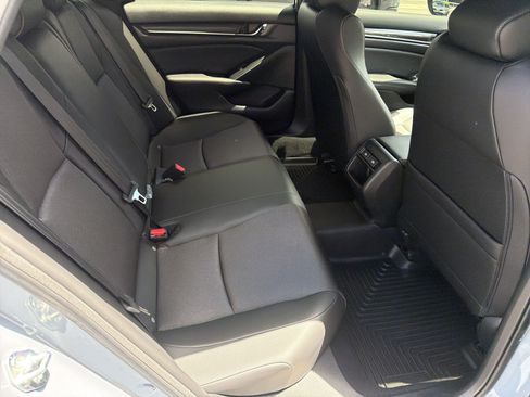 Used 2022 Honda Accord Sport image 25