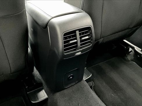 Used 2023 Ford Escape Active AWD/4WD image 10