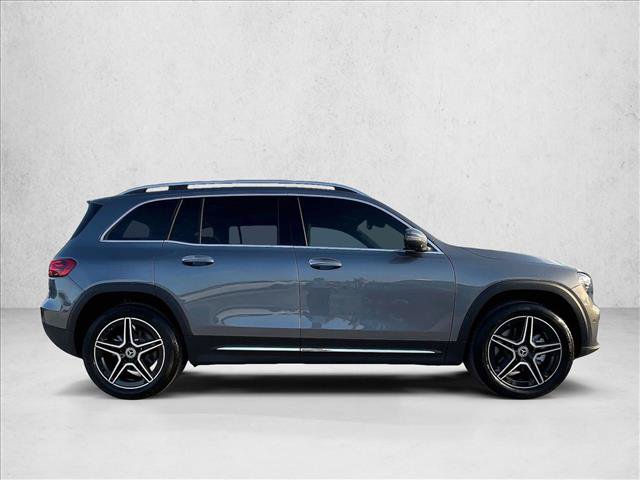 Used 2026 Mercedes-Benz GLB 250 4MATIC image 5