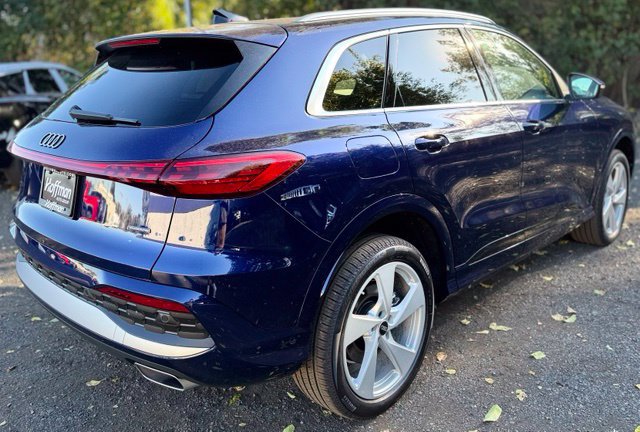 New 2026 Audi Q5 Premium Plus AWD/4WD image 7