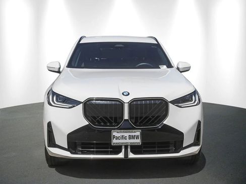 Used 2026 BMW X3 xDrive30 w/ M Sport Package AWD/4WD image 2