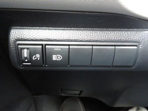 Used 2023 Toyota Corolla LE image 23