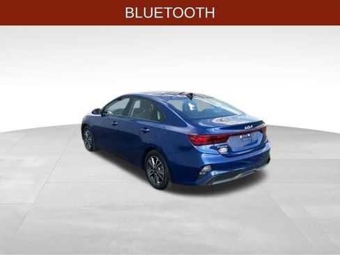 Used 2024 Kia Forte LXS w/ LXS Technology Package FWD image 5