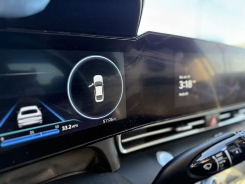 Certified 2023 Hyundai Elantra SEL w/ Convenience Package image 17