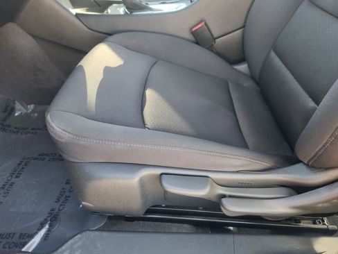 Used 2022 Chevrolet Malibu LS image 25