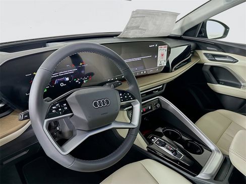 New 2025 Audi Q5 Premium Plus image 10