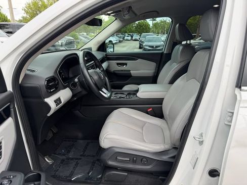Used 2023 Honda Pilot EX-L image 10